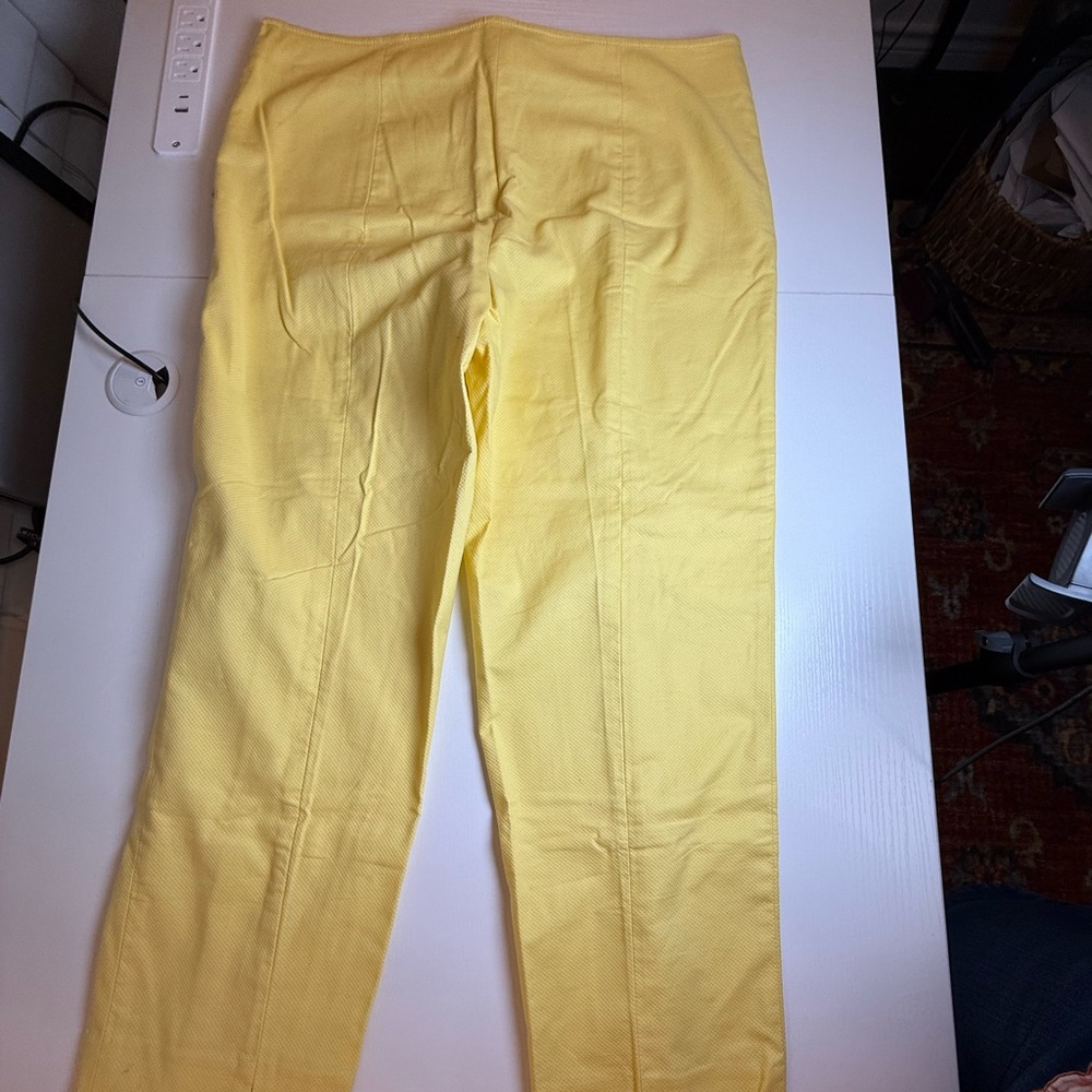 Talbots Side Zip Ankle‎ Yellow Pants Women’s size 12. Lightweight Cotton Blend.